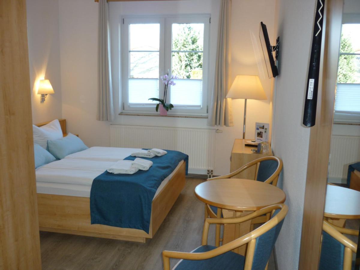 Pension Zum Leuchtturm Bastorf Esterno foto