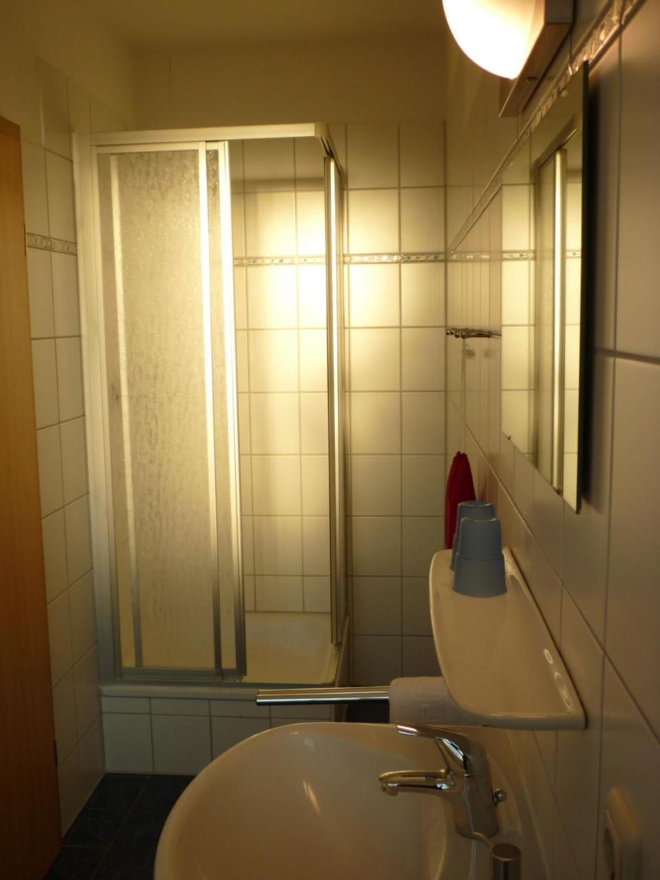 Pension Zum Leuchtturm Bastorf Esterno foto
